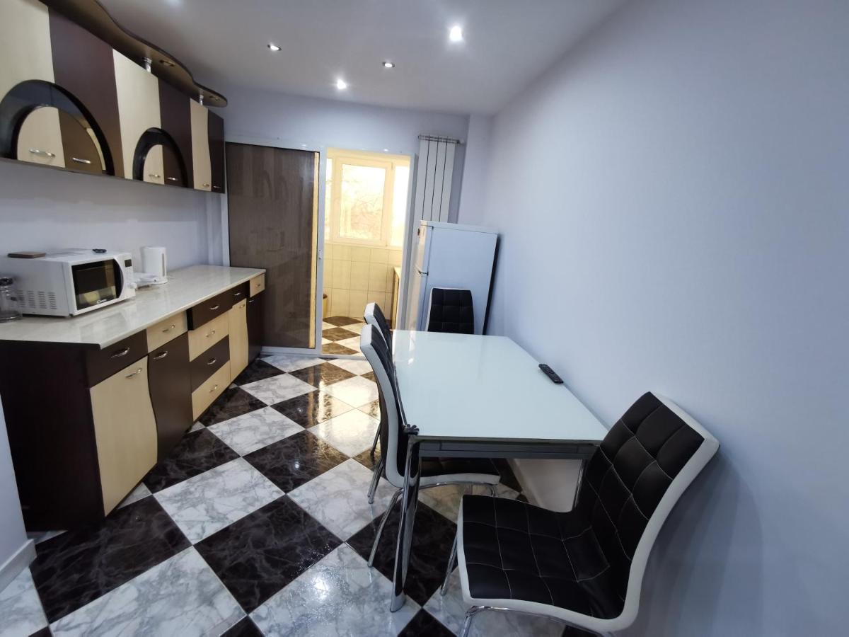 Feelhome Apartment Calimanesti Ngoại thất bức ảnh